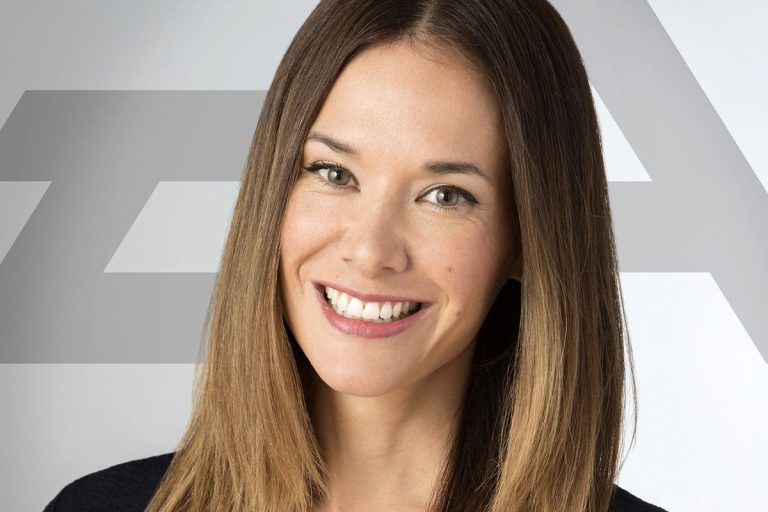 مخاطبان یوبی سافت