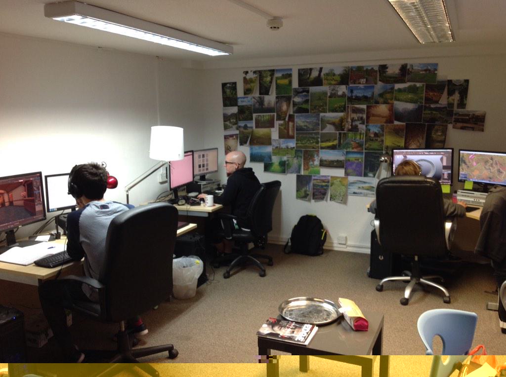 نصف اعضای بخش طراحی محیط، ریچ و هکتور