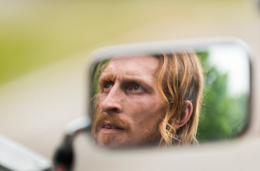 the-walking-dead-episode-703-dwight-amelio-935-850x560