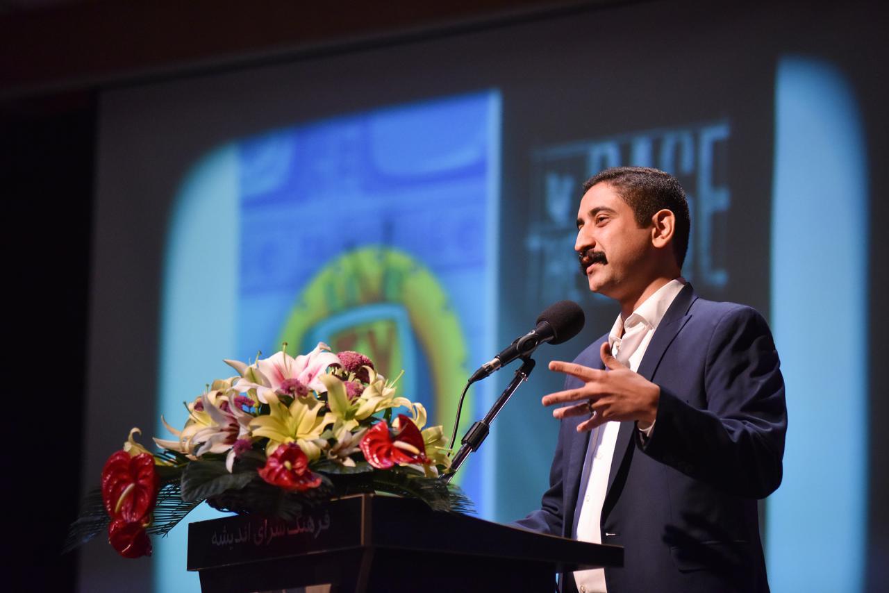 بنیاد ملی بازی‌های رایانه‌ای, صنعت بازی ایران, گوشی موبایل - Mobile Phones (Smart Phones)