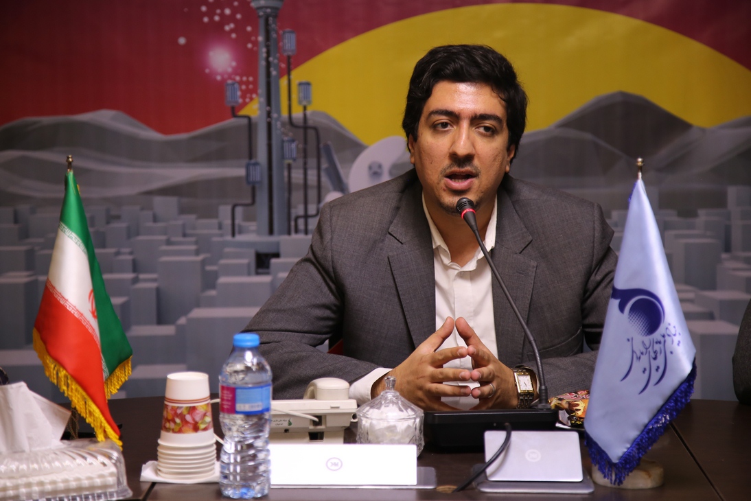 کریمی قدوسی: دریافت نکردن عوارض از بازی‌های خارجی، ظلم به بازی‌سازان داخلی است