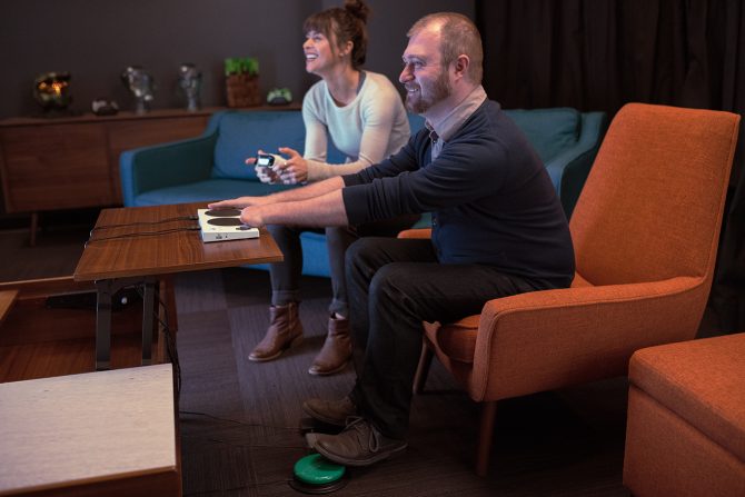 اهداف «مایکروسافت» از ساخت کنترلر Xbox Adaptive چه بود؟