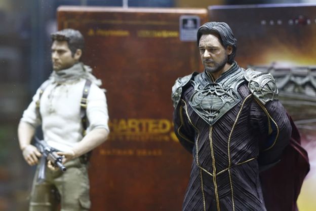 فروشگاه اکشن فیگور