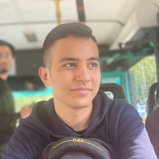 آرین فیض‌آبادی